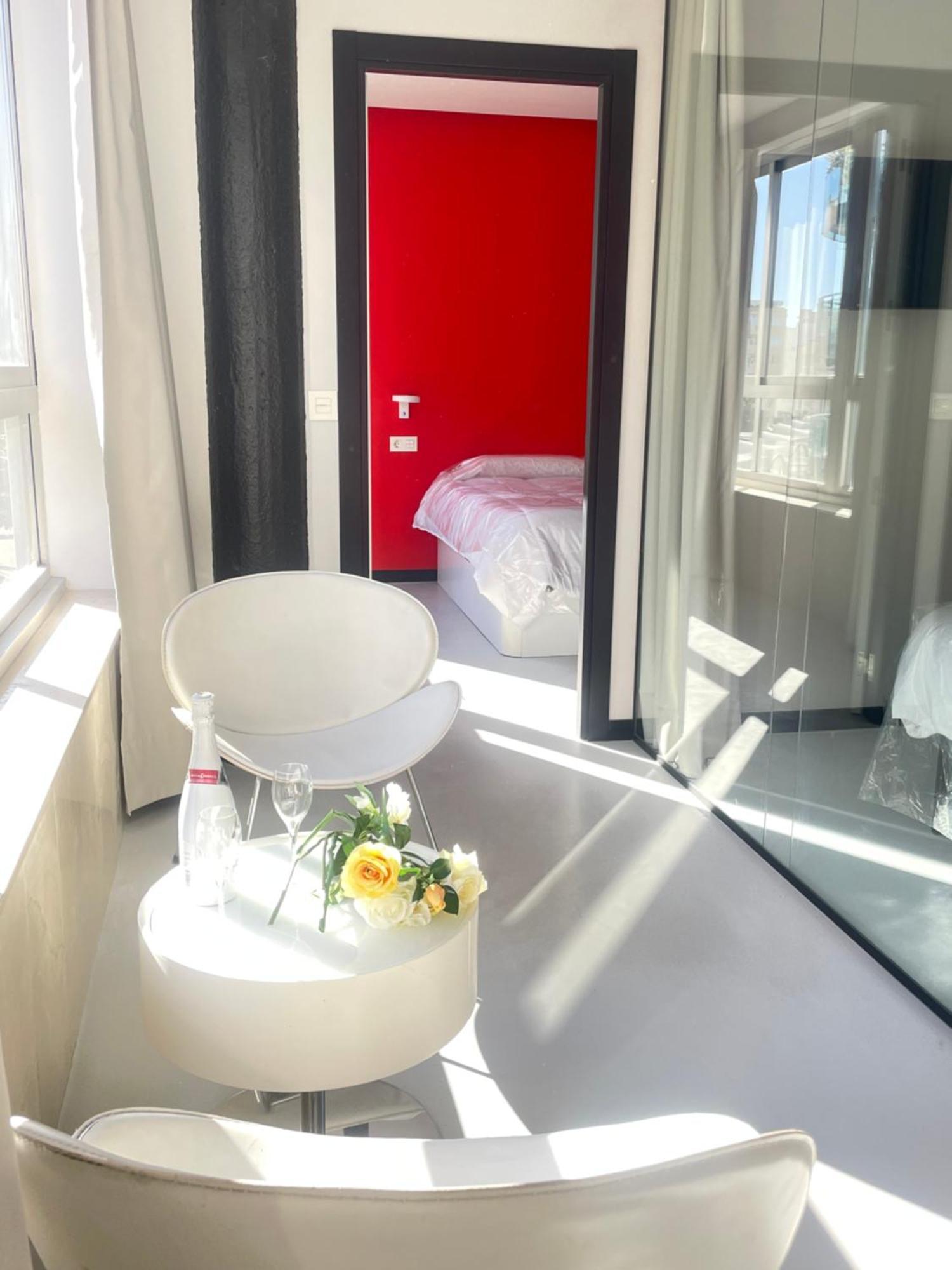 Lahola Glam Suites トレモリノス エクステリア 写真